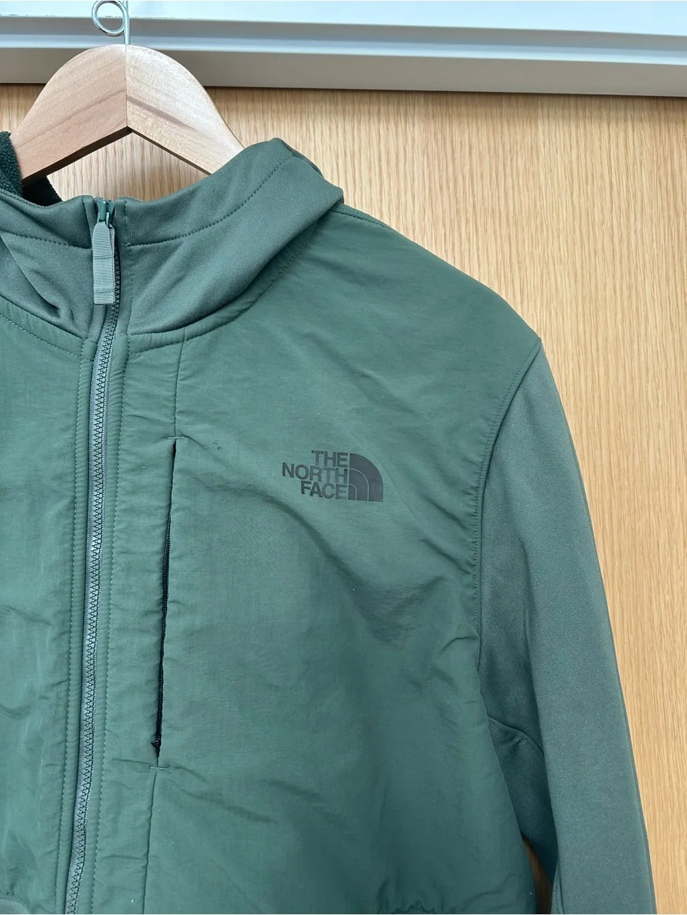 The North Face Men’s XL Apex Quester Hoodie - Olive Green